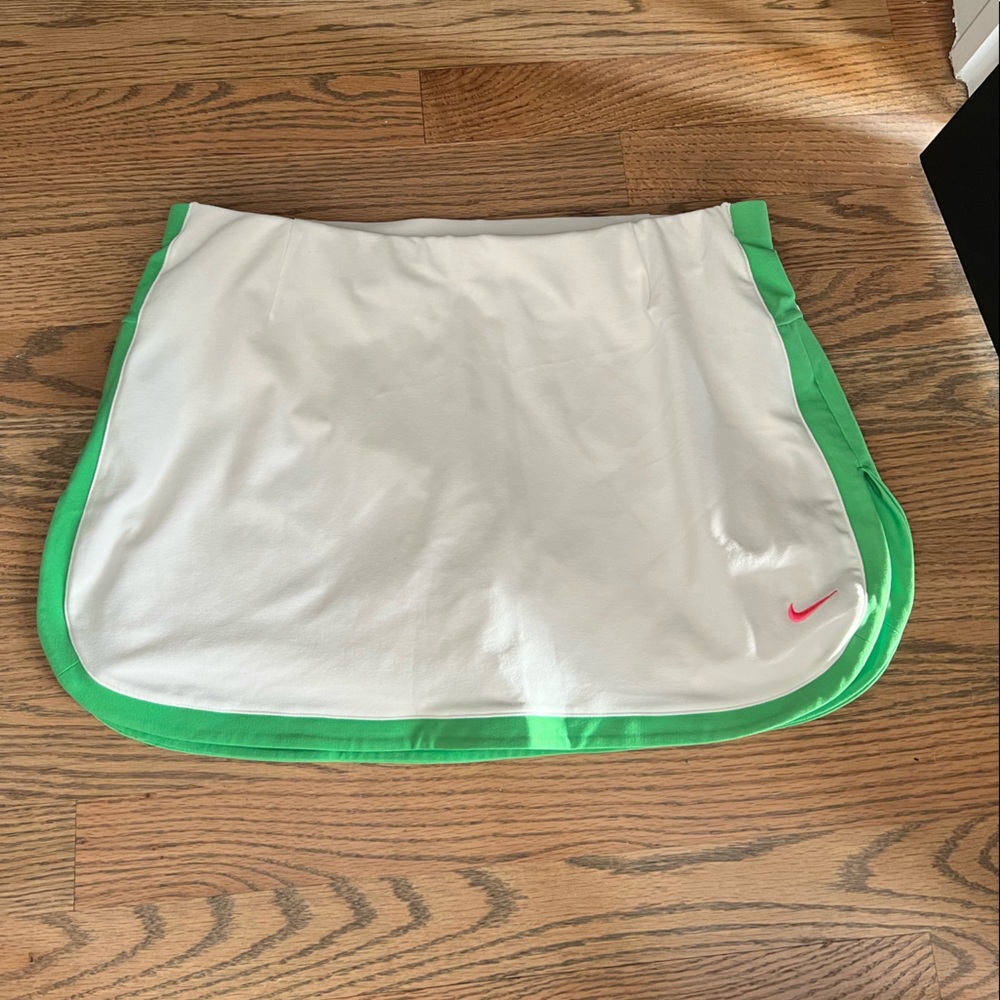 Nike Dri Fit White Tennis Skort/Skirt